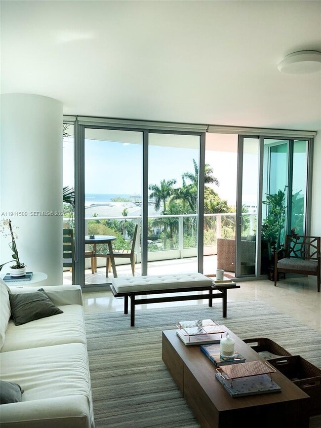 Photo - 2627 S Bayshore Dr Unit 701