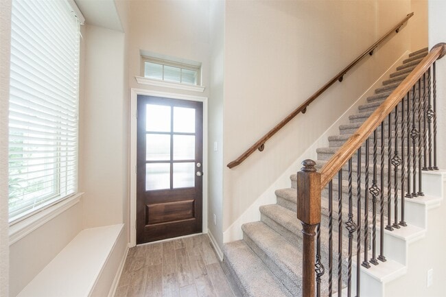 Building Photo - 5550 Sallow Bay Ln Rental
