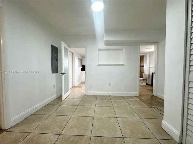 Photo - 2811 NW 88th St Unit 1