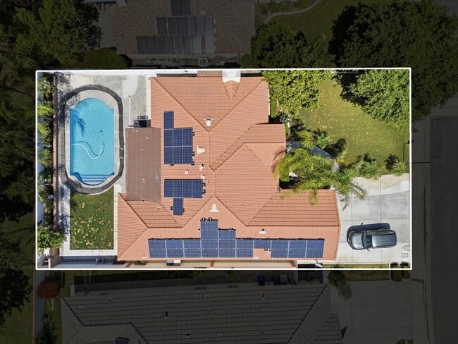 Photo - 10721 Loughton Ave