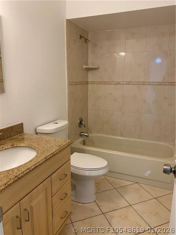 4131 Stirling Rd Unit 304