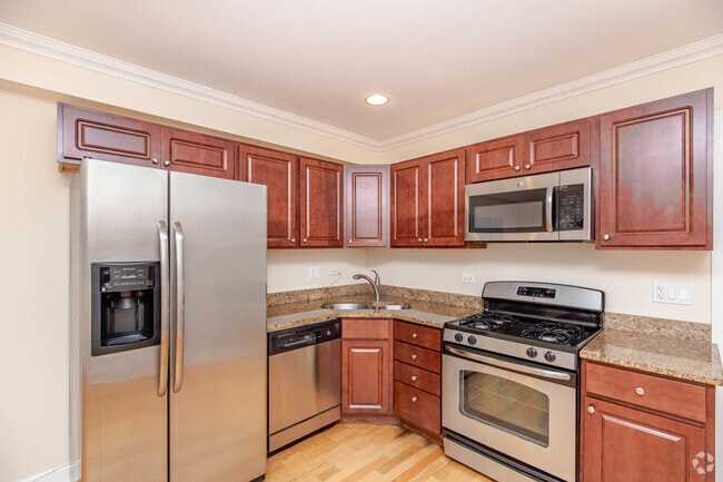 Building Photo - 2854 W Rosemont Ave Unit GDN Rental