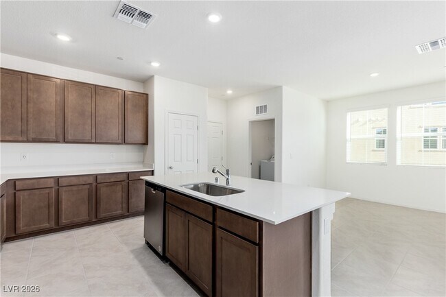 Photo - 3564 Dimora St