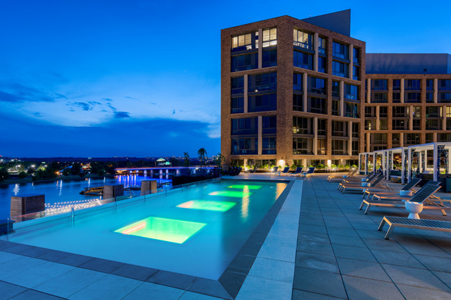 Building Photo - The Channel Rental