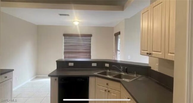 Building Photo - 4833 SW 25th Ct Rental