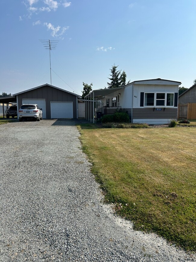 Building Photo - 18724 Fishermans Loop