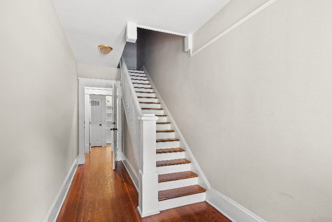 Photo - 821 Burch Ave Unidad Bottom Left