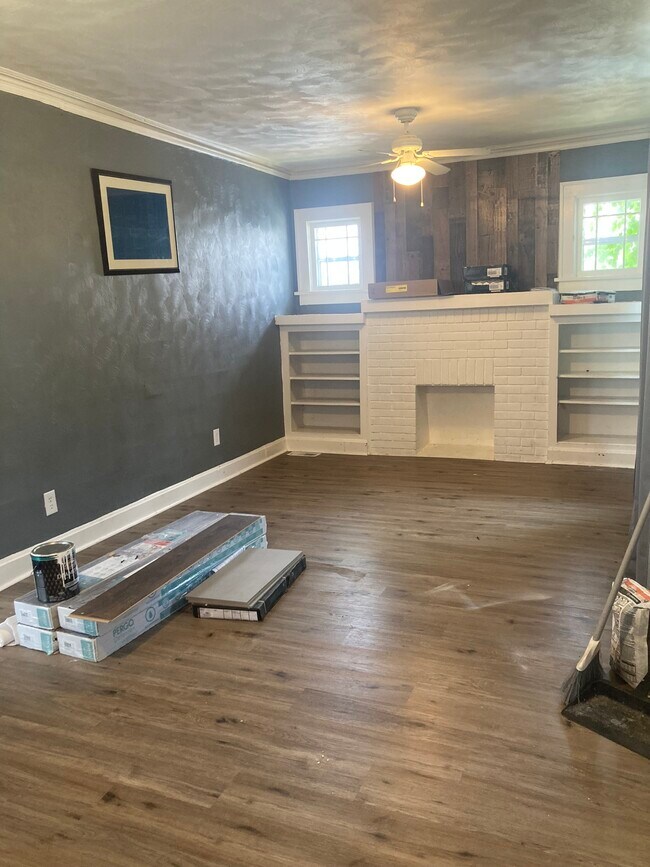 Photo - 5004 Euclid Ave