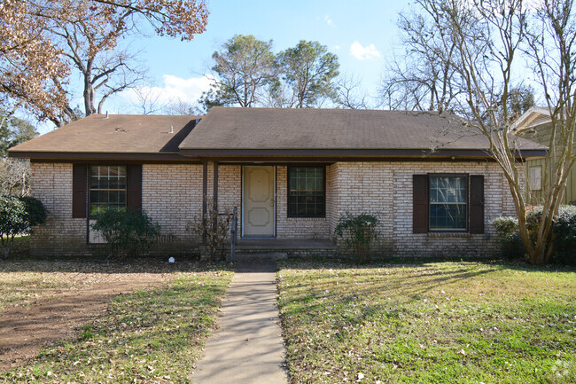 Building Photo - 908 E Stone St Rental