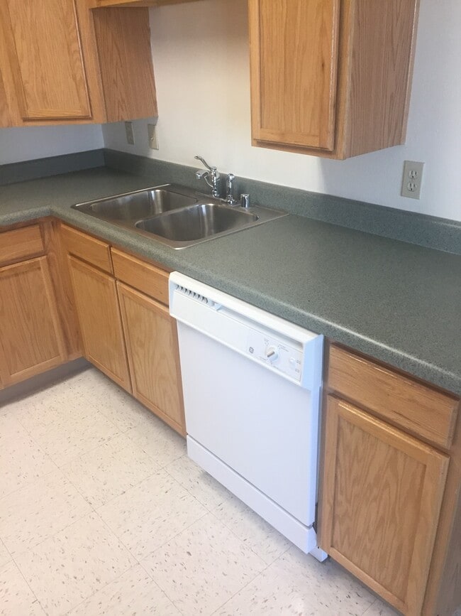 Photo - McKinley Tower Apartments