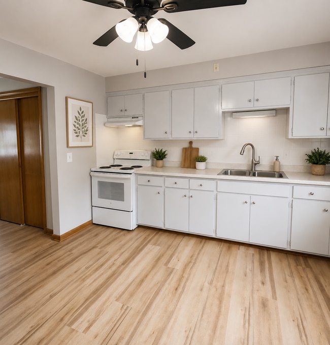 Photo - DG - 4520-4522 N 84th Street Unit 2