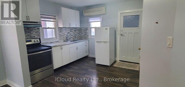 Photo - 2383 Weston Rd