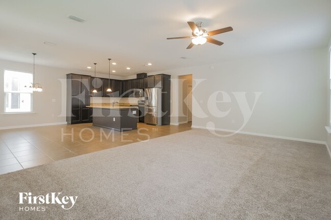 Photo - 124 Riverwalk Blvd