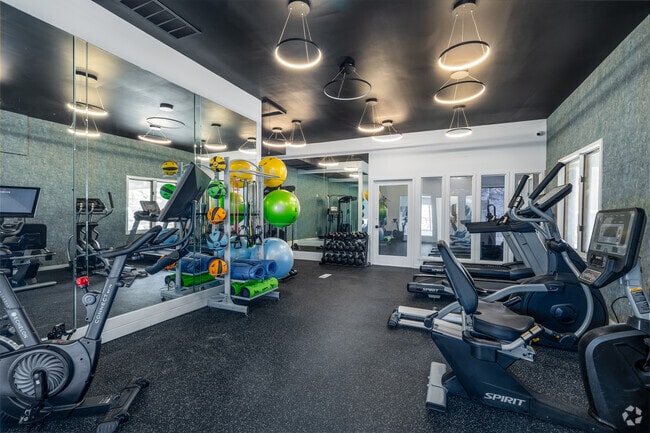 Fitness Center - Hamlets Townhomes