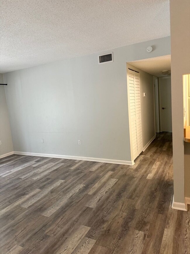 Photo - Pine Ridge at Tarpon Condo