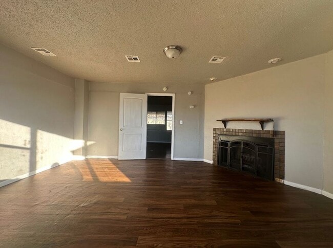 Photo - Beautiful 4-Bedroom Home Available!