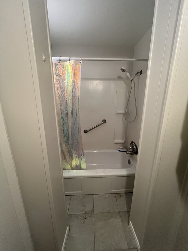 Photo - 13 Ann St Unité 4