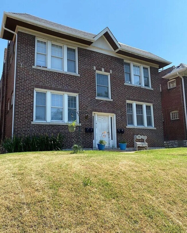Photo - 1817 Allen Ave