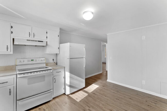 Photo - 129 Main St Unit D