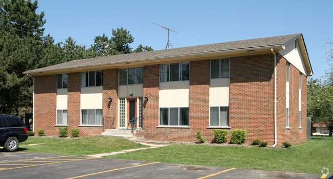 Kearsley Creek Apartments - Kearsley Creek Apartments