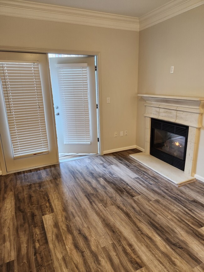 Photo - 5559 glenridge dr, Unidad Aptmt. 1308