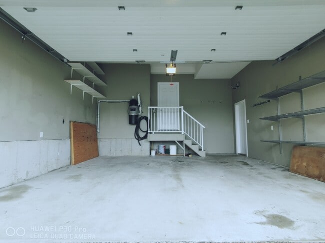 Photo - 15348 28A Av