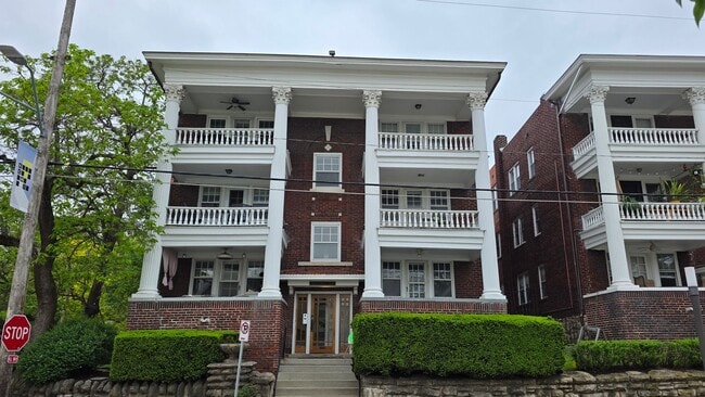 Building Photo - Beautifully Designed 2BR|1BA | Coming Soon!