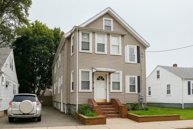 Building Photo - 47 Coolidge St Rental