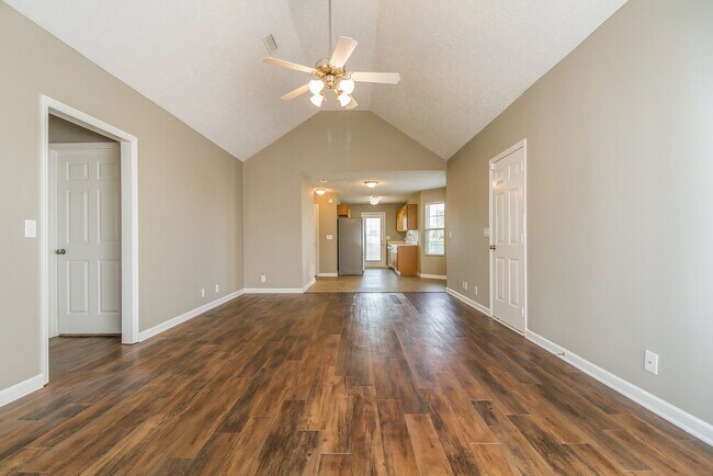 Photo - 2612 Apostle Ln