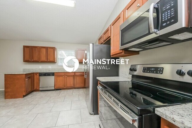 Photo - 3 Bedroom Pet-Friendly Home in Winter Haven, FL with Main Street Renewal