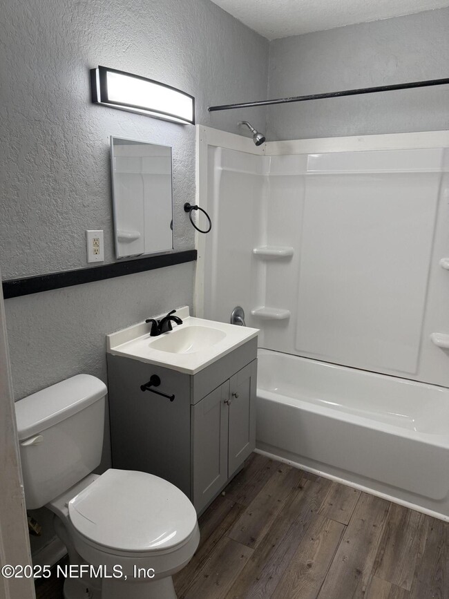 Photo - 1925 Jones St