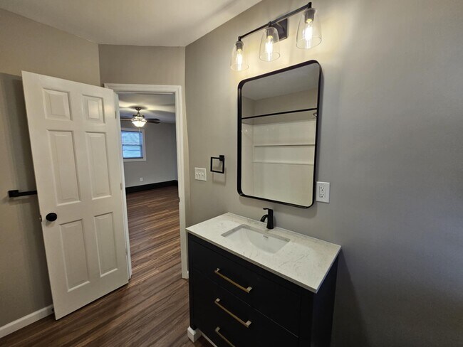 Photo - 114 Clinton Street Unidad 2FL