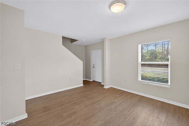 Photo - 921 Jacaranda Pkwy E