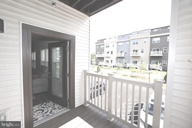 Photo - 21480 Mount Sterling Ter Unit 201