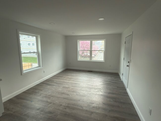 Photo - 191 Russo St Unit 1