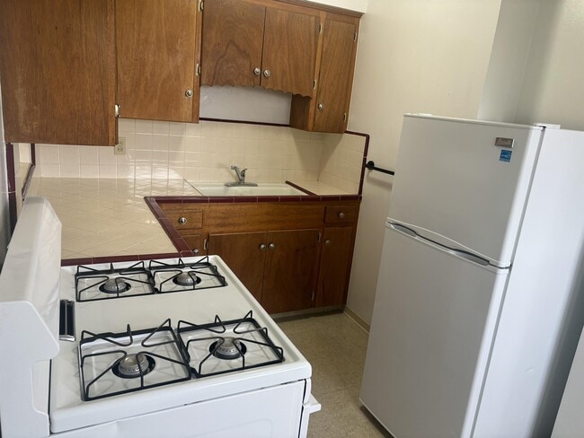 Building Photo - 2618 E Turney Ave Unit 4