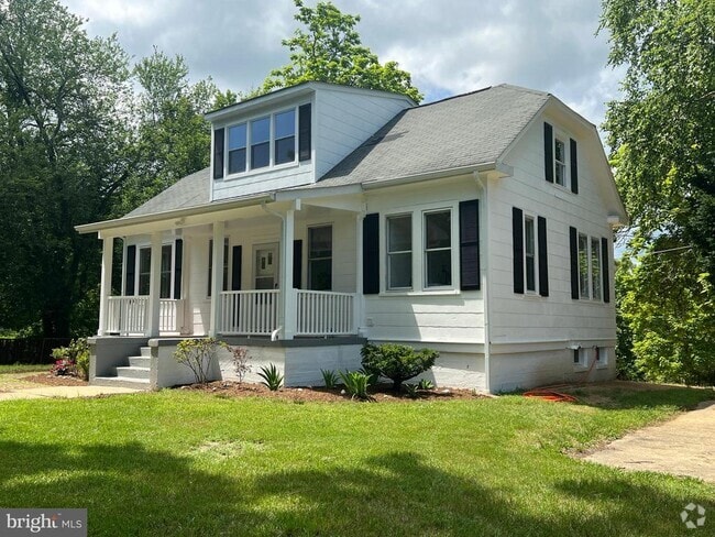 Building Photo - 7308 Highbridge Rd Rental