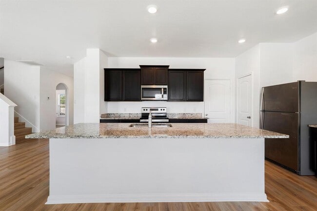 Photo - 317 Cres Park Dr