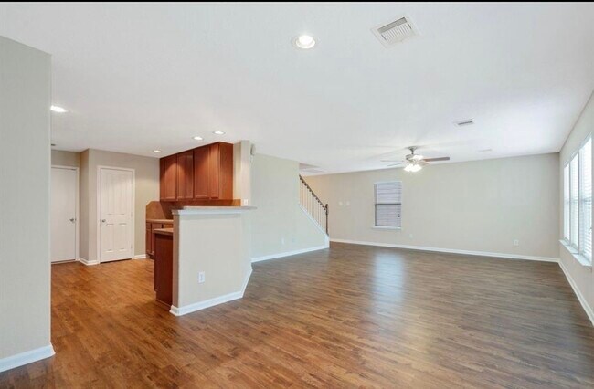 Photo - 3134 Ribbon Creek Way