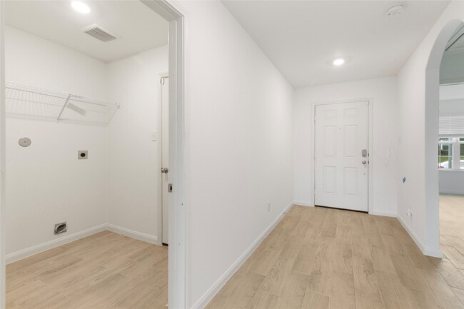 Building Photo - 8115 Vacek Meadows Loop