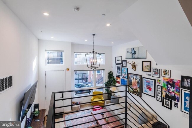 Photo - 1705 Annin St