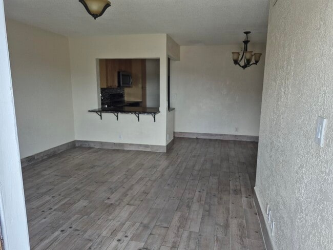 Photo - 10039 Winding Lake Rd Unit 202