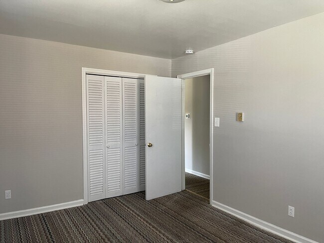 Photo - N Valor Drive 1633 Unit A