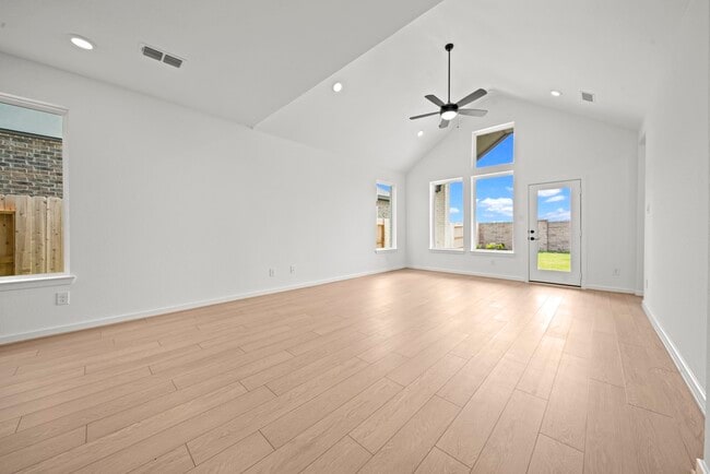 Building Photo - 21643 Lampeter River Ln