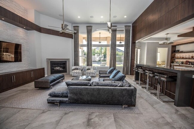 Photo - Luxury Unfurnished Single-Story Custom Home for Lease in Copper Ridge