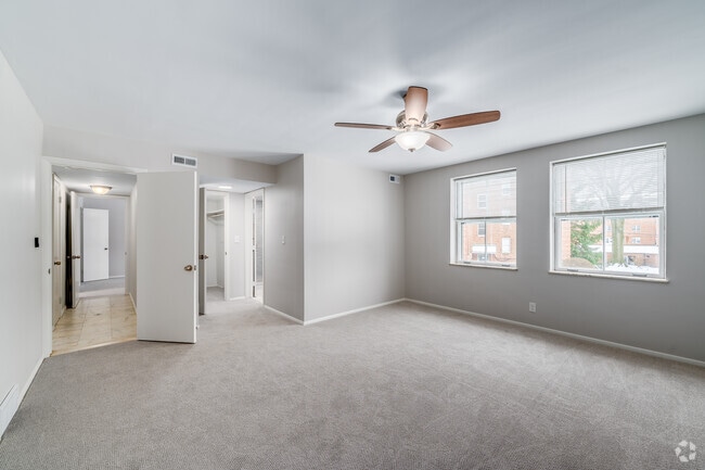Luxury Suite - 2,600SF - Primary Bedroom