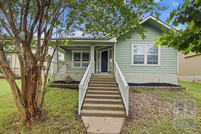 Building Photo - 437 Sampson