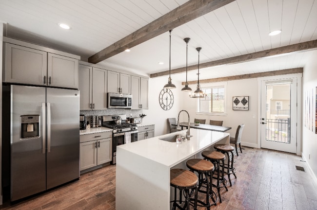 Photo - 1043 Wasatch Spring Rd