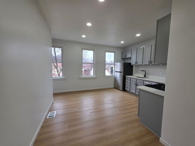 Photo - Fully Rehabbed 3 bedroom 2 bathroom house for rent!