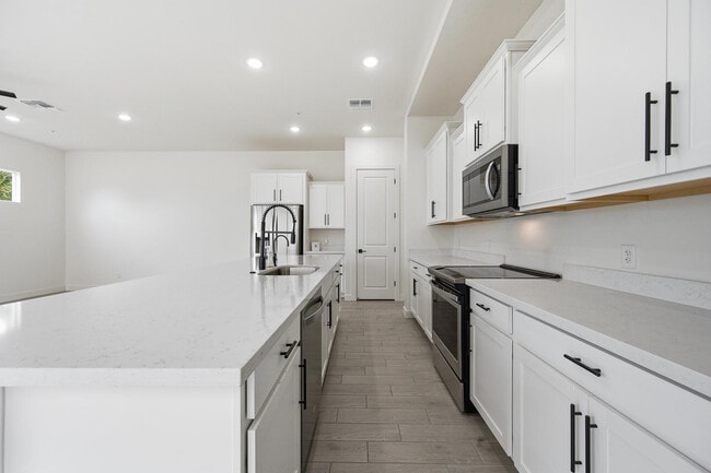 Photo - 2452 E Lovebird Ln